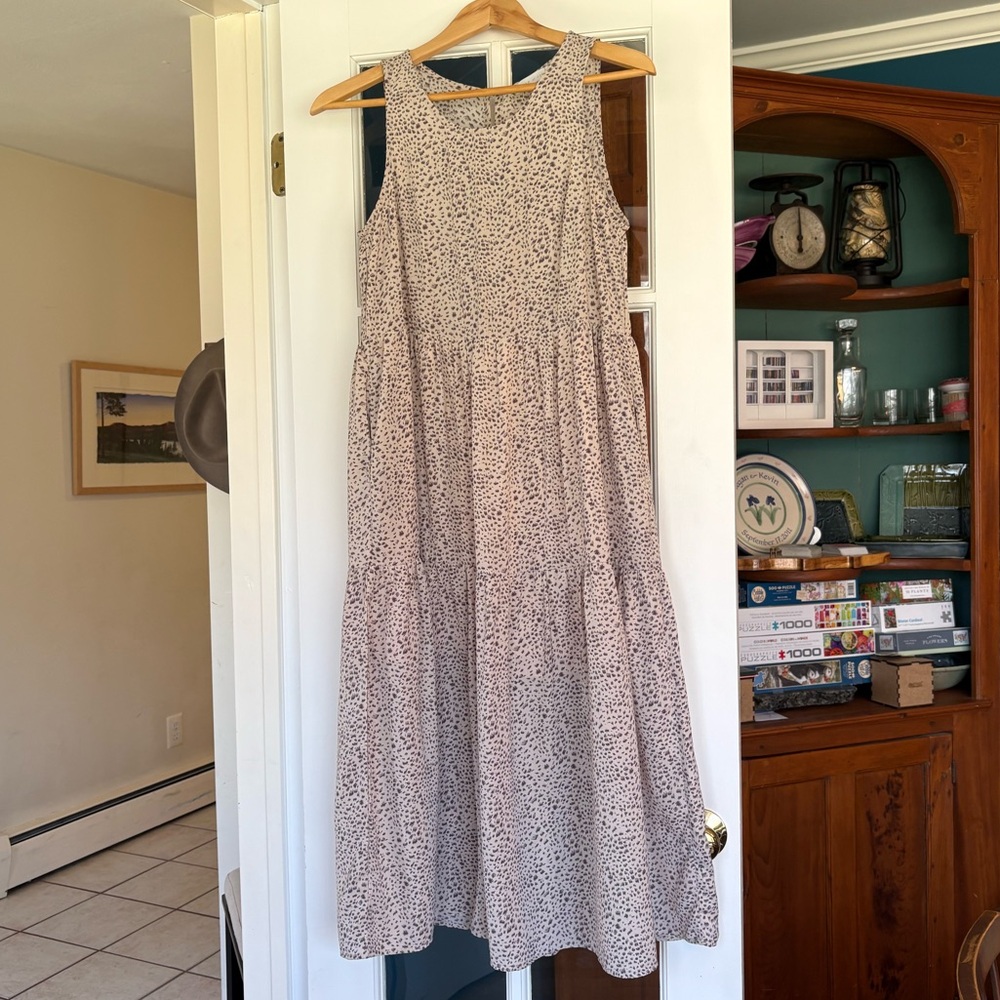 Sleeveless Printed Maxi Dress in Light Beige